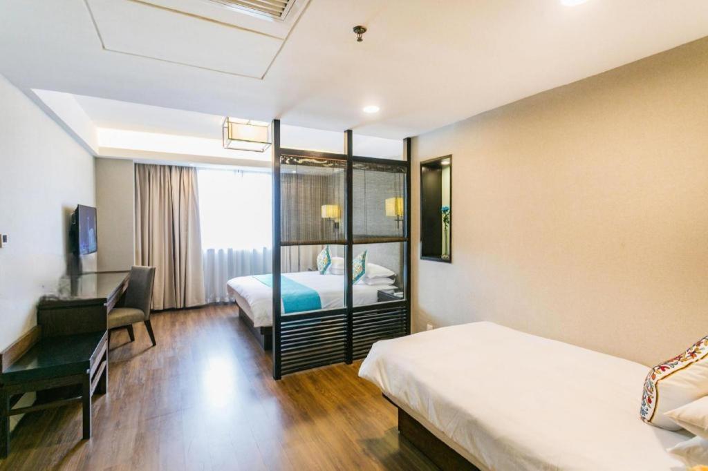 เอสเอสเอดับเบิลยู บูทิก โฮเต็ล ส้าวซิง Hotel เส้าซิง ภายนอก รูปภาพ